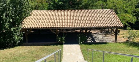 Коммерческая недвижимость 520м² в Тарн и Гаронна, Франция № 310104 4