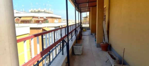 3-salle Penthouse à Rome, Italy No. 32774 15