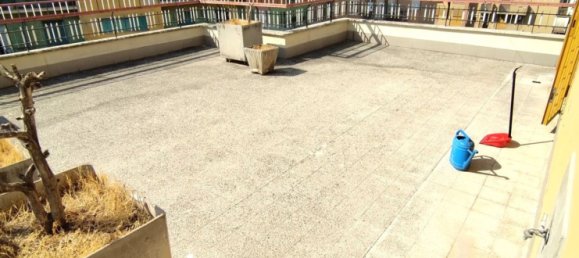 3-salle Penthouse à Rome, Italy No. 32774 3