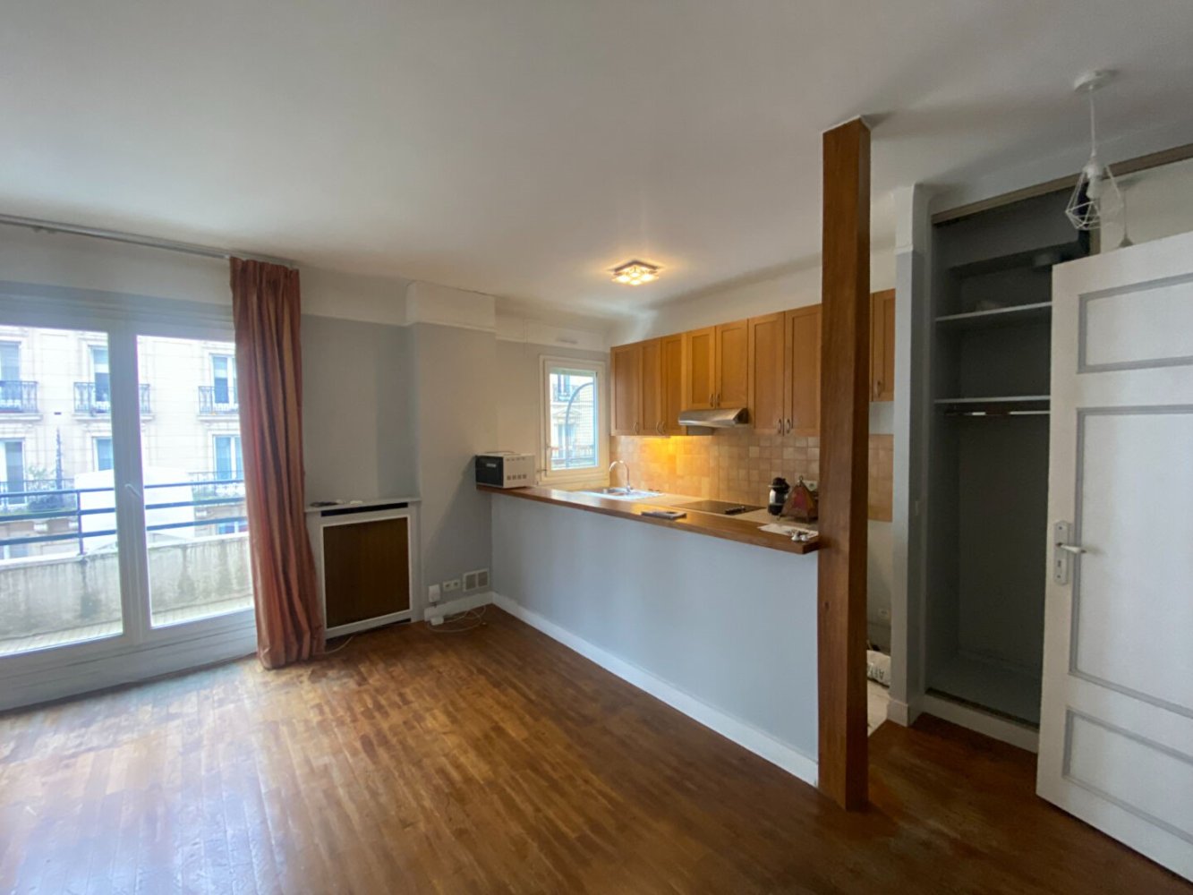 1 bedroom Duplex in Paris, France No. 110288