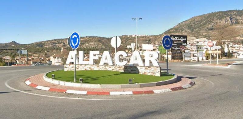 103m² Land in Alfacar, Spain No. 180701