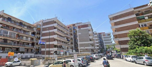 3 bedrooms Apartment in Naples, Italy No. 345562 3