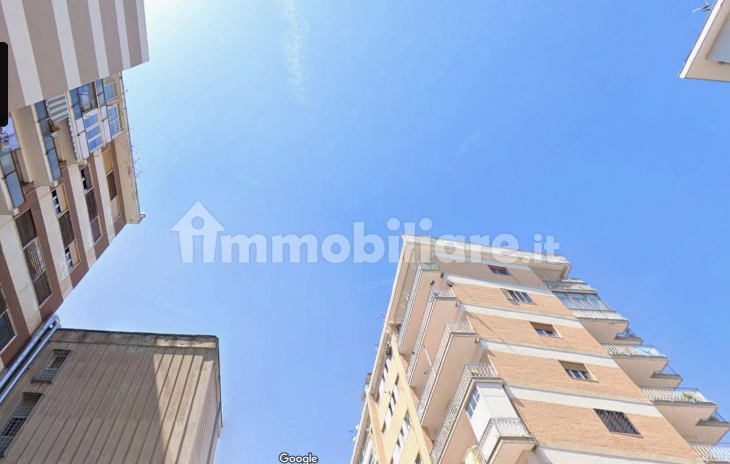 3 bedrooms Apartment in Naples, Italy No. 345562