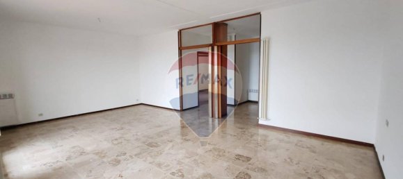 3غرفة شقة في Sesto Calende, Italy رقم 236038 5