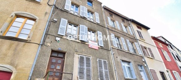 Apartamento de 3 dormitorios en Billom, France No. 274786 15