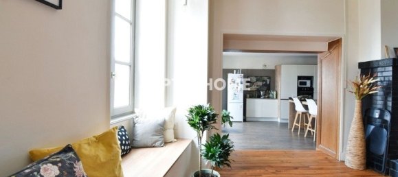 Apartamento de 3 dormitorios en Billom, France No. 274786 5