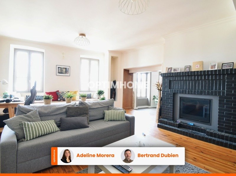 Apartamento de 3 dormitorios en Billom, France No. 274786