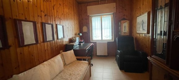 Дом с 5 комнатами в Лезина, Италия № 118714 10