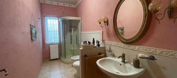 Дом с 5 комнатами в Лезина, Италия № 118714 12