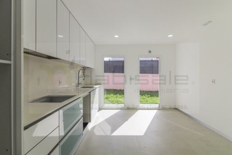 3 bedrooms Villa in Cascais, Portugal No. 205859