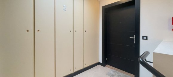 Estudio en Romainville, France No. 337558 7