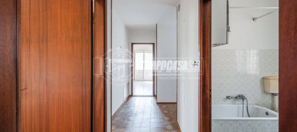 3 bedrooms Apartment in Baricella, Italy No. 354564 25