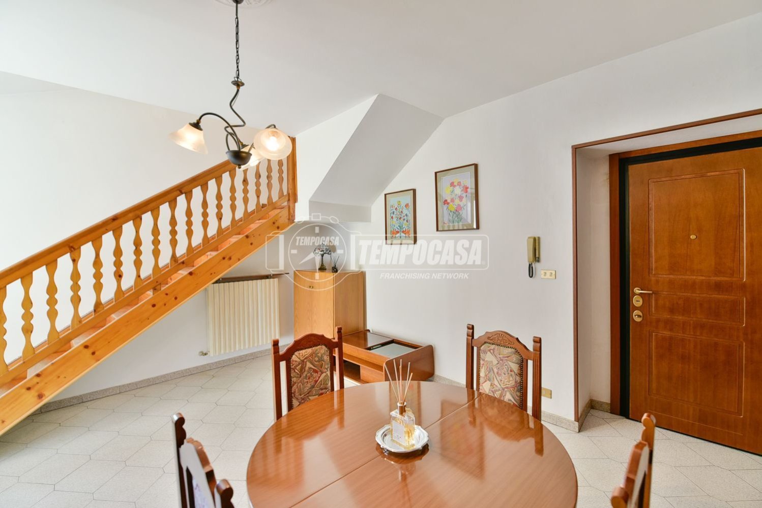 Дуплекс с 2 комнатами в Альбавилла, Италия № 303434