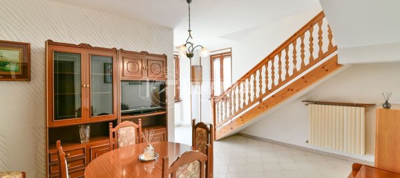 Дуплекс с 2 комнатами в Альбавилла, Италия № 303434 3