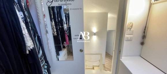 Ático de 2 dormitorios en Viareggio, Italy No. 269289 3