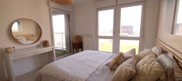 1 bedroom Apartment in Mantes-la-Ville, France No. 133452 7