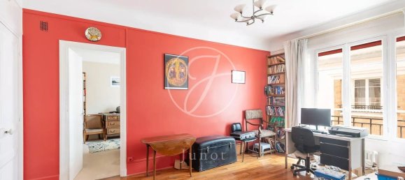 4 bedrooms Apartment in Paris, France No. 295983 4