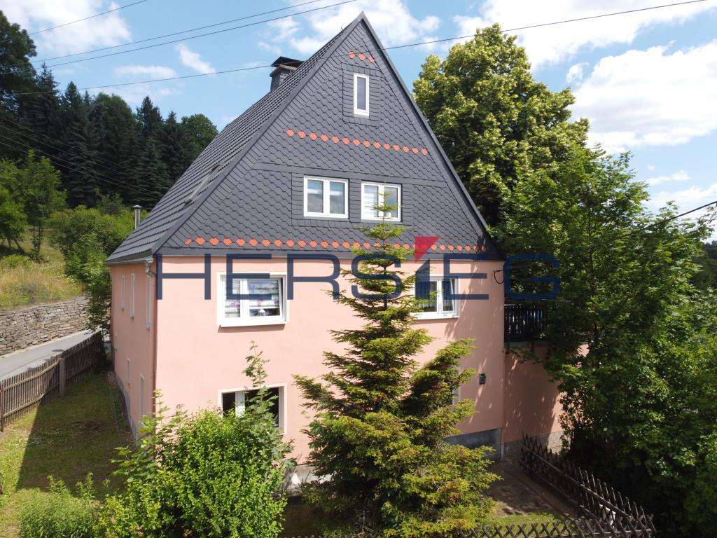 Casa de 5 habitaciónes en Erzgebirgskreis, Germany No. 10886