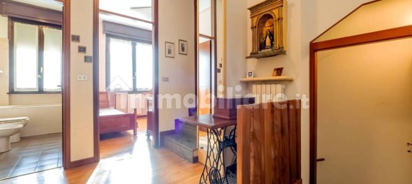 Villa de 2 dormitorios en Paderno Dugnano, Italy No. 327598 12