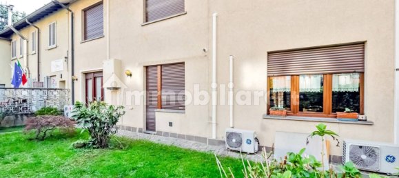 Villa de 2 dormitorios en Paderno Dugnano, Italy No. 327598 10