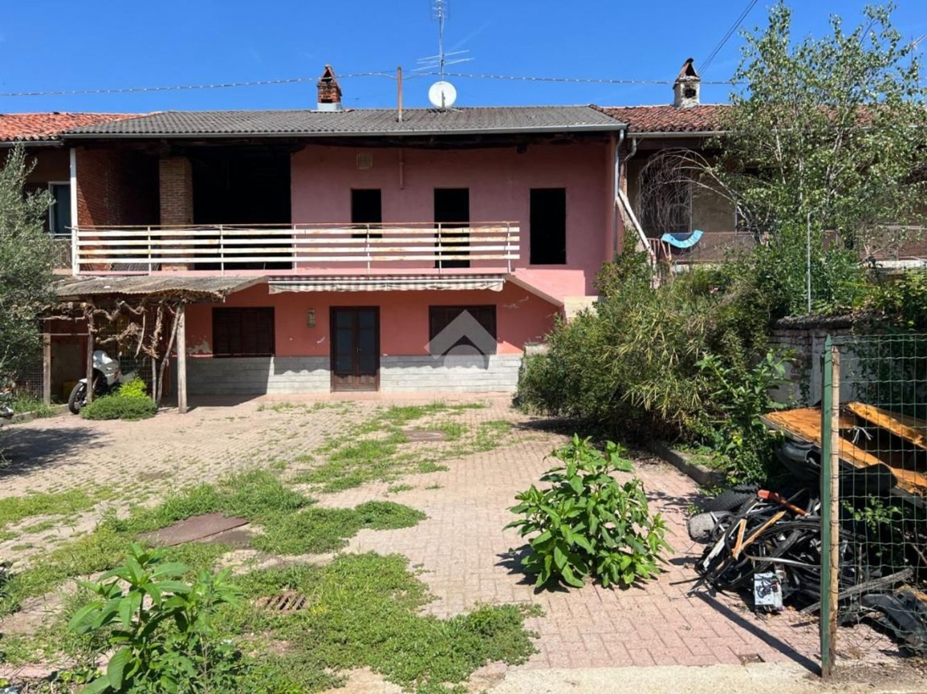 Casa T4 em San Giusto Canavese, Italy N.º 318733