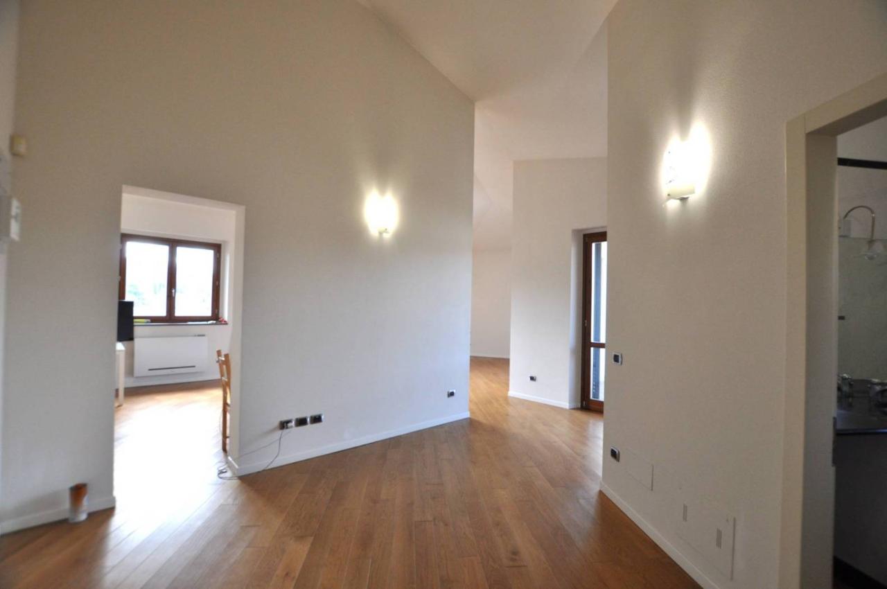 4 rooms Apartment in Florence, Italy No. 40338