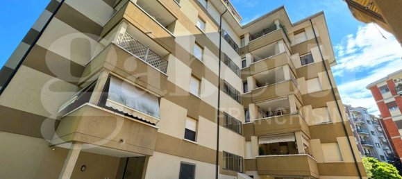 3-salle Appartement à Cremona, Italy No. 287405 57