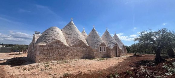 Casa de 6 habitaciónes en Alberobello, Italy No. 133628 11