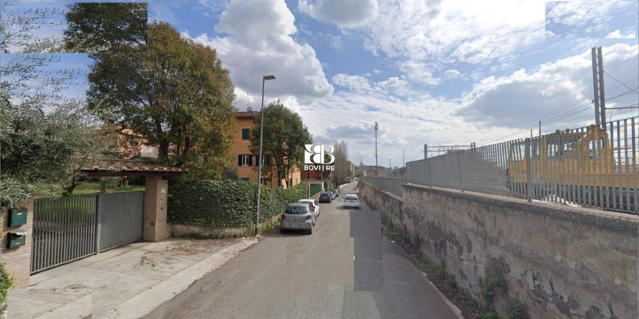 2 rooms Apartment in Rome, Italy No. 30565