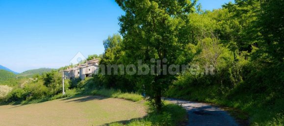  قطعة أرض في Pieve Torina, Italy 970000متر مربع رقم 127789 7