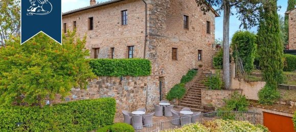 11 bedrooms House in Poggibonsi, Italy No. 232205 5