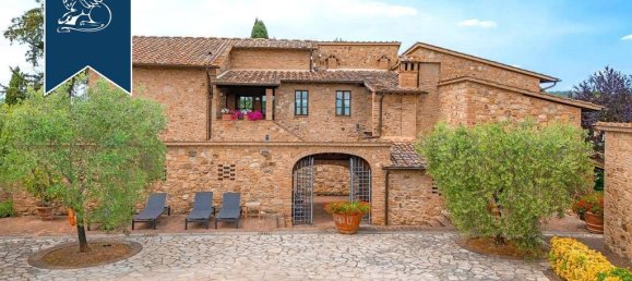 11 bedrooms House in Poggibonsi, Italy No. 232205 2