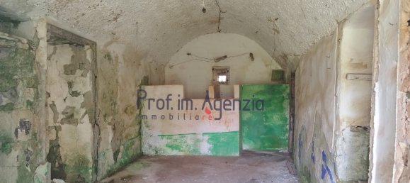 9 rooms House in Ceglie Messapica, Italy No. 75351 11