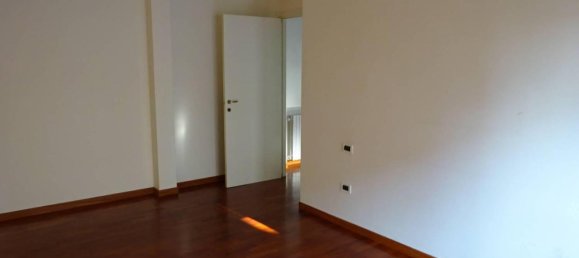 Apartamento de 3 divisões em Venice, Italy N.º 32001 24