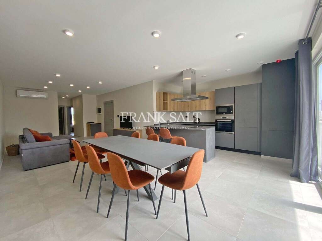 2 bedrooms Apartment in Swieqi, Malta No. 11093