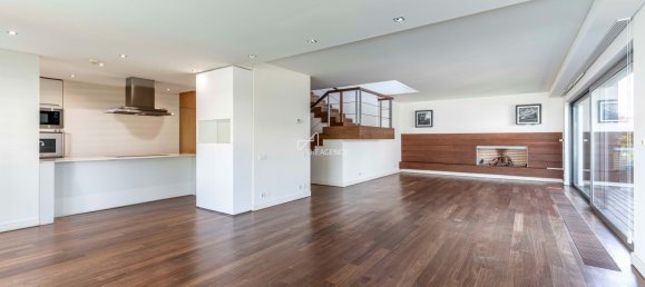 4 bedrooms Penthouse in Cascais, Portugal No. 96373 3