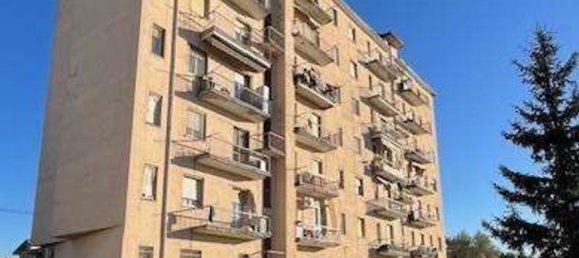 Apartamento de 3 habitaciónes en Sannazzaro de' Burgondi, Italy No. 196903 2