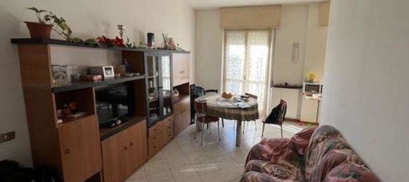 Apartamento de 3 habitaciónes en Sannazzaro de' Burgondi, Italy No. 196903 7