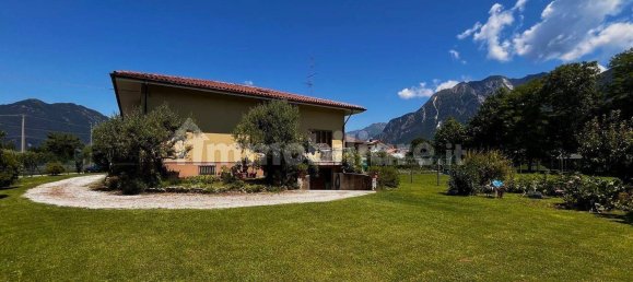 3 غرف نوم فيلا في Udine, Italy رقم 292381 10