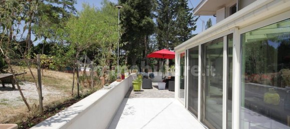 3 bedrooms Villa in Empoli, Italy No. 324418 3