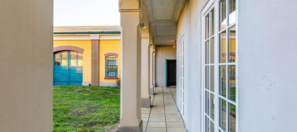 3غرفة بناية في Gollersdorf, Austria رقم 256932 2