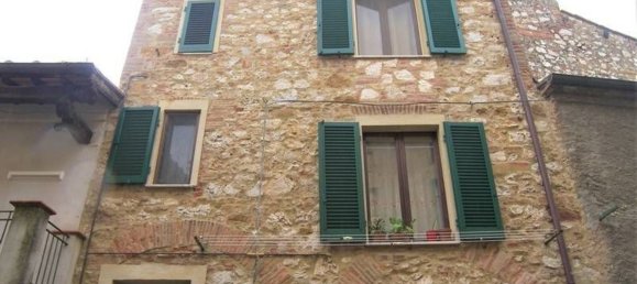 8-Zimmer Haus in Trequanda, Italy, Nr. 108118 3