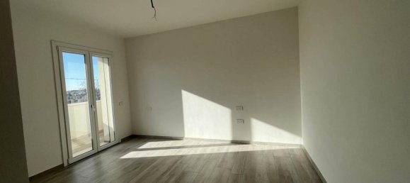 6 rooms Apartment in Chioggia, Italy No. 28851 7