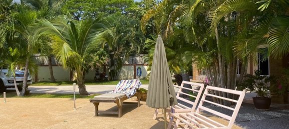 8 bedrooms Cafe / restaurant in Hua Hin, Thailand No. 6297 5