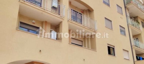 Apartamento de 3 dormitorios en Salerno, Italy No. 301428 3