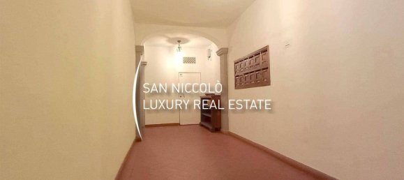 3 bedrooms Apartment in Florence, Italy No. 207665 8