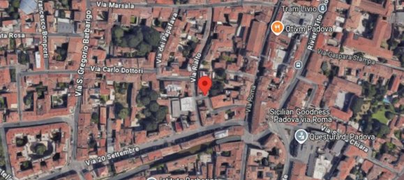 3 rooms Apartment in Padua, Italy No. 16101 3