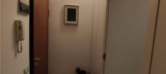 3 rooms Apartment in Padua, Italy No. 16101 7