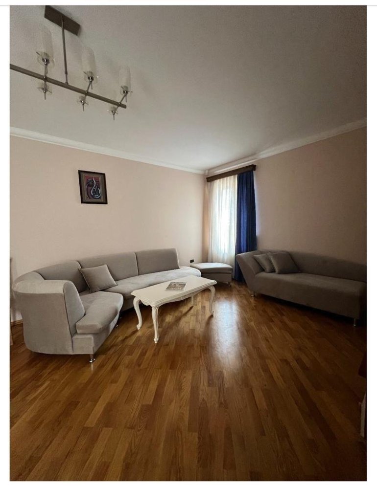 3 bedrooms Apartment in Yasamal, Azerbaijan No. 1612