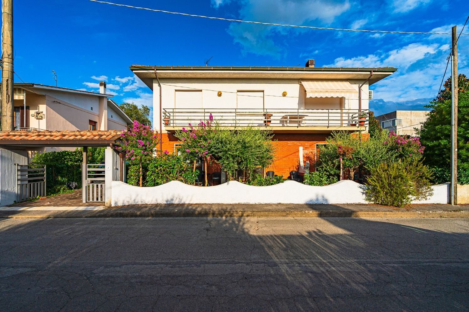 Apartamento de 4 dormitorios en Ponte Buggianese, Italy No. 344125